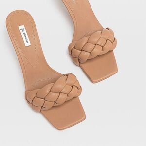 Stradivarius Beige Braided heels